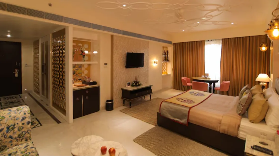 Suite room